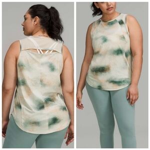 Lululemon Sculpt Tank TopSpray Camo Silver Blue Multi
